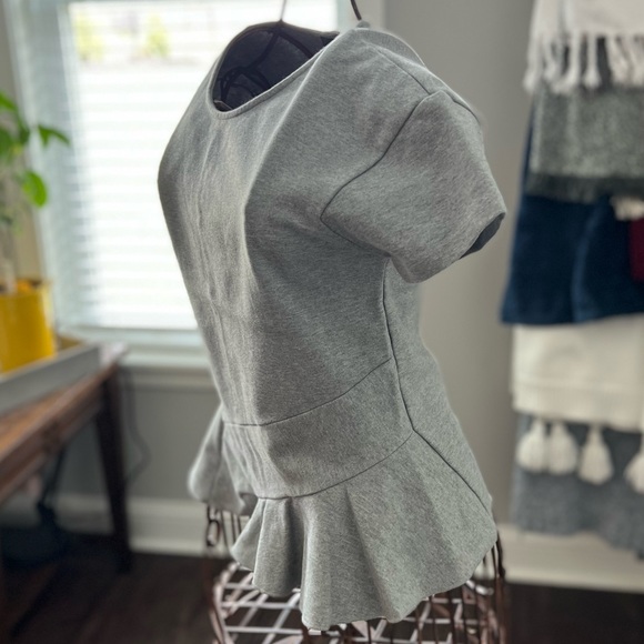 J. Crew Gray Fitted Ruffle Short Sleeve Top XS - Picture 6 of 11